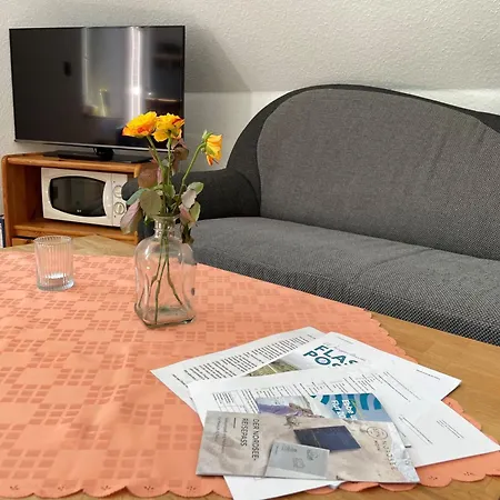 Helle Balkonwohnung Juist Hooksiel Buitenkant foto